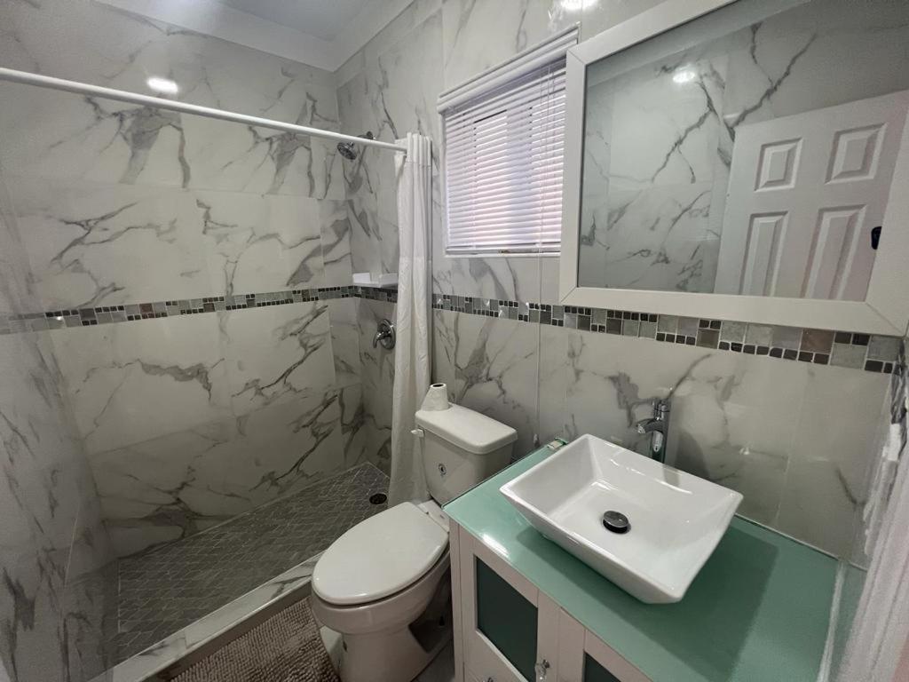 The Sunset Stay Apartments Nassau Luaran gambar